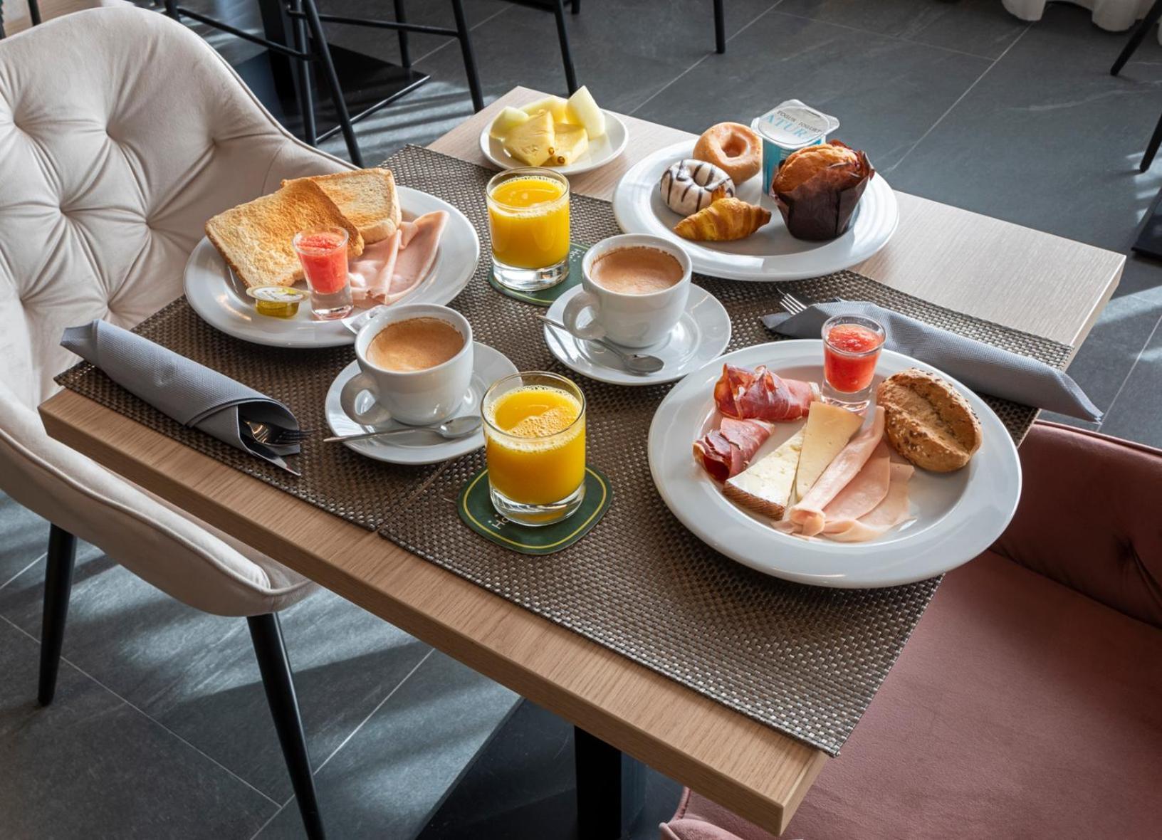 Sercotel Plana Suites La Vall d'Uixo ภายนอก รูปภาพ